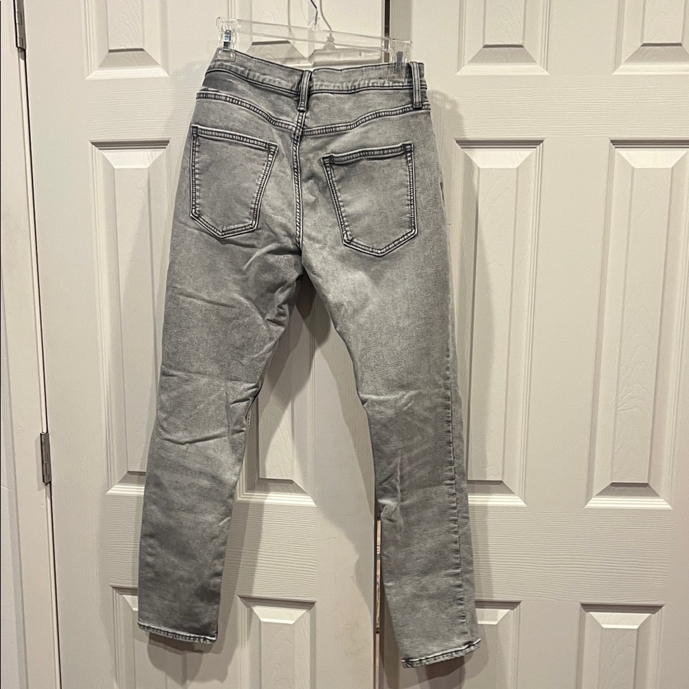 Old Navy Men's Washed Gray Slim Jeans - Picture 7 of 9